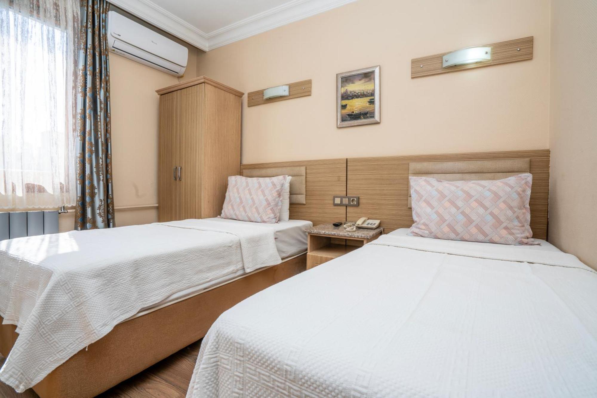 Grand Reis Hotel Istanbul Exterior photo
