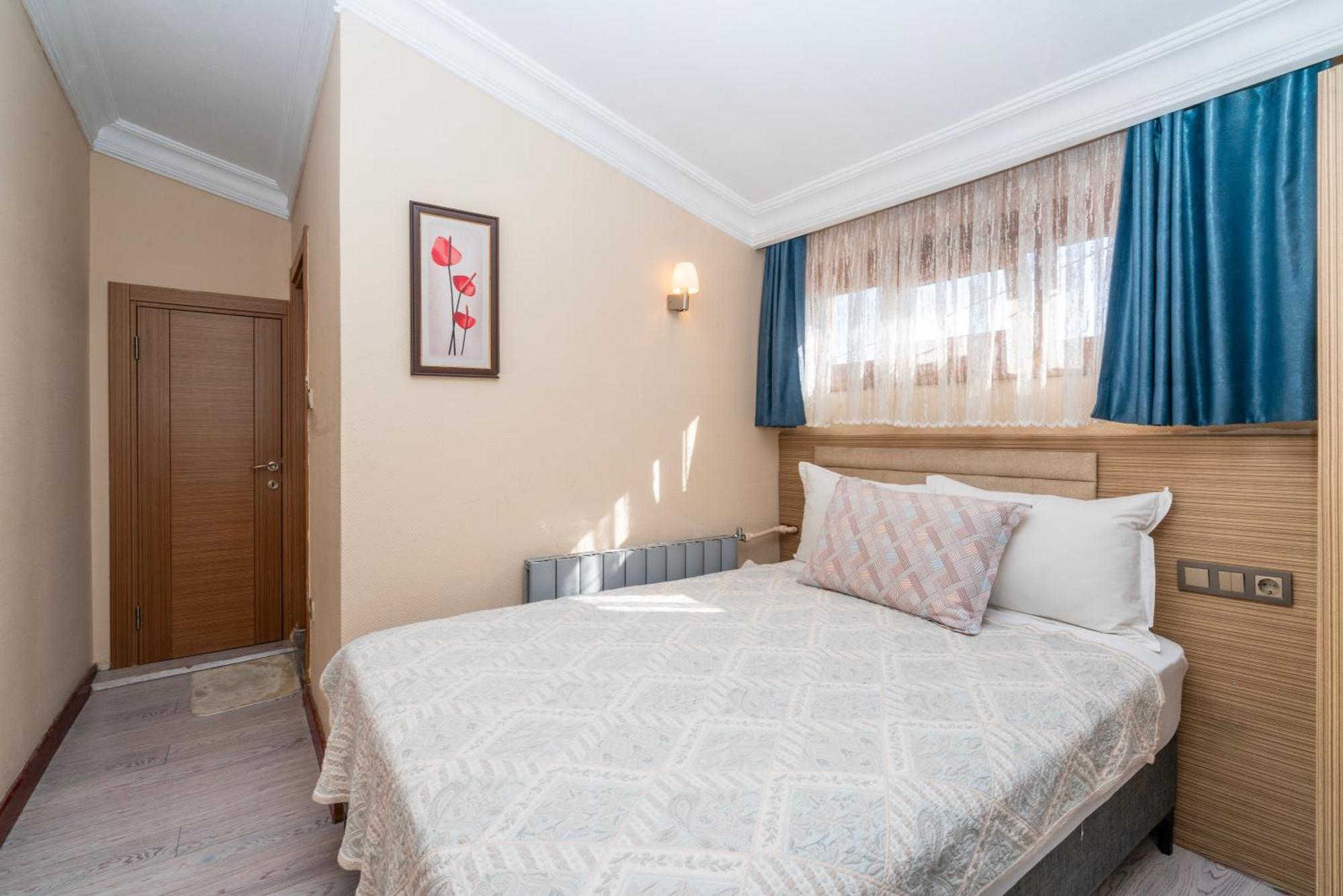 Grand Reis Hotel Istanbul Exterior photo